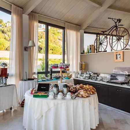 Hotel Elegance Boutique Valverde (Emilia-Romagna)