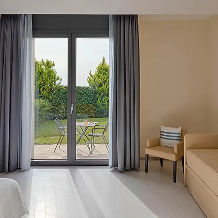 Elegance Boutique 4*